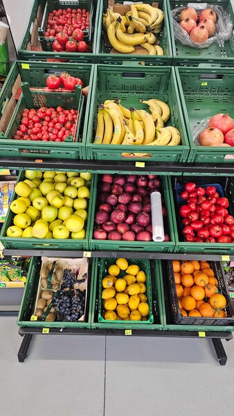 Vand magazin alimentar minimarket complet utilat,cu stoc marfa inclus